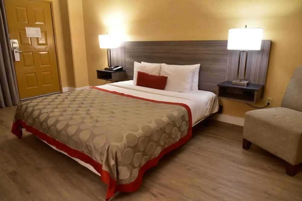 Ramada By Wyndham San Diego National City Kültér fotó