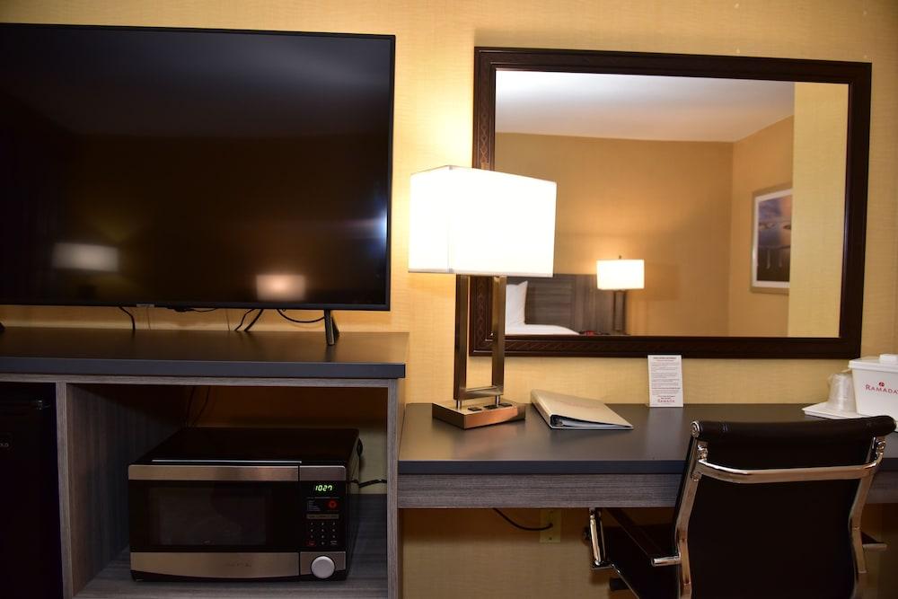 Ramada By Wyndham San Diego National City Kültér fotó