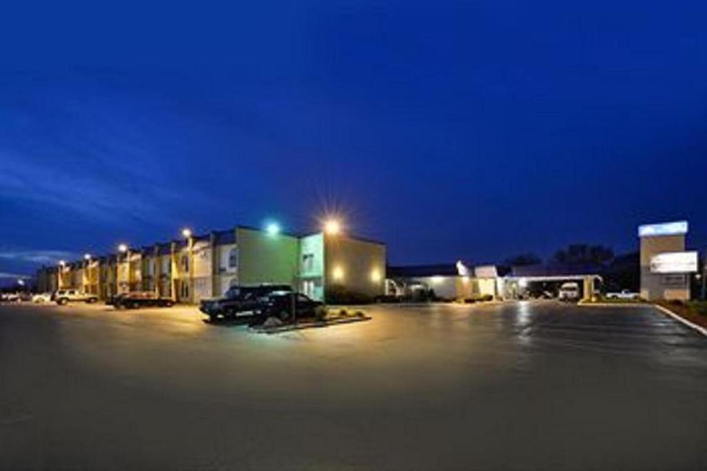 Ramada By Wyndham San Diego National City Kültér fotó