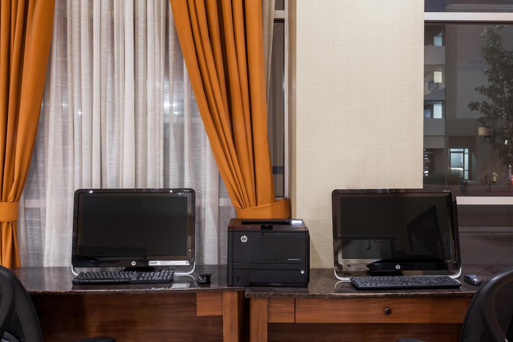Ramada By Wyndham San Diego National City Kültér fotó