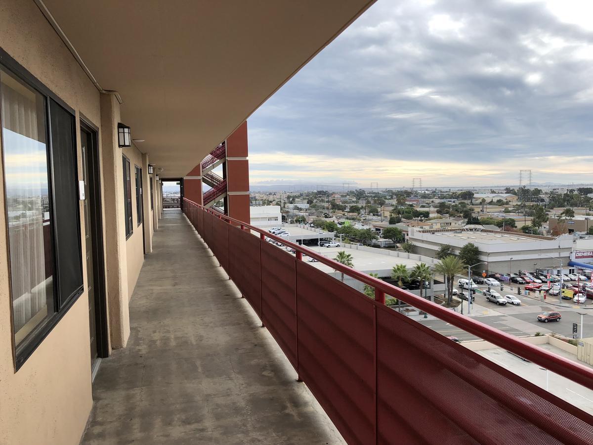 Ramada By Wyndham San Diego National City Kültér fotó